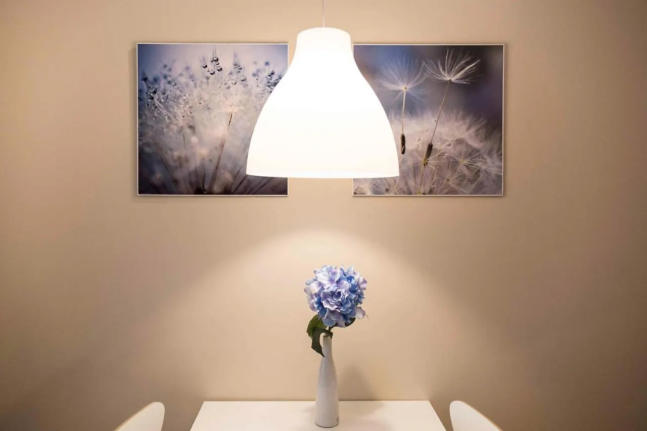 Guest house Guesthouse Koehn51, Zentral Gelegene, Stilvoll Eingerichtete Zimmer Mit Eigener Teekueche Nuremberg Germany
