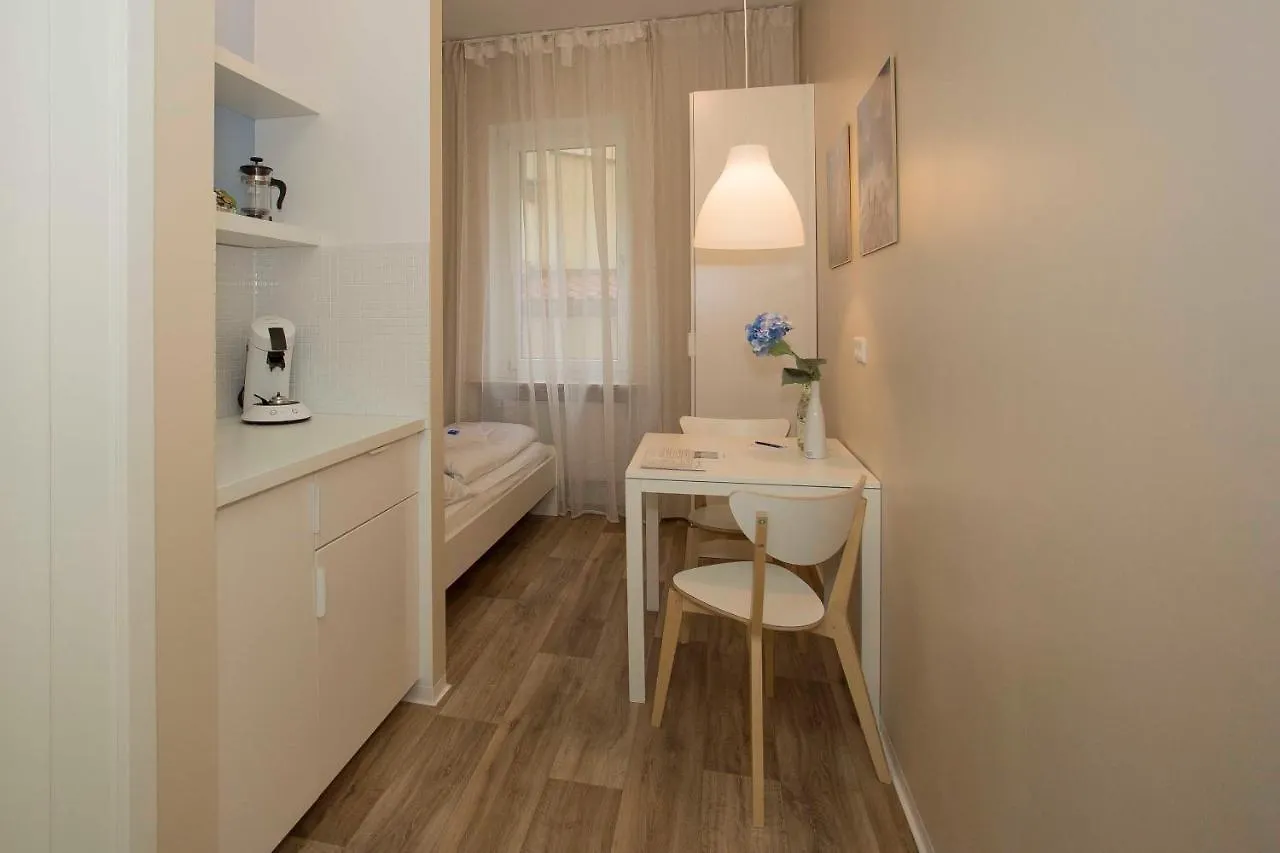 Guesthouse Koehn51, Zentral Gelegene, Stilvoll Eingerichtete Zimmer Mit Eigener Teekueche Nuremberg Guest house